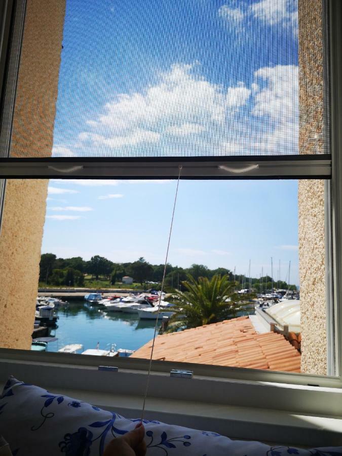 Lovely Apartment Near The Beach With A Sea View Poreč Buitenkant foto